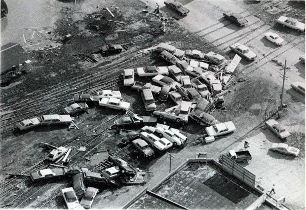 Scene1972flood031.jpg